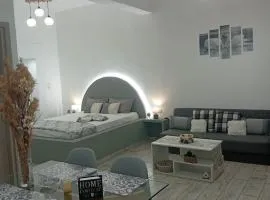 Nikolas Aggelis rooms