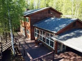 Spacious, welcoming and beautiful 4-bedroom house