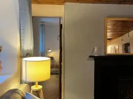 Glassillaun Beach White Cottage