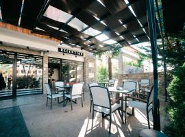 Hotel Platinum Lux, ξενοδοχείο σε Ulcinj