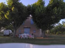 Bastidon piscine les tilleuls