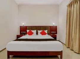 Super Townhouse Kizhakkambalam Tourist Home
