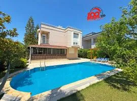 Paradise Town Villa Royal