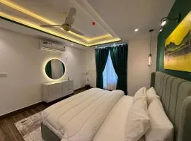 2 BHK Stayloom 218