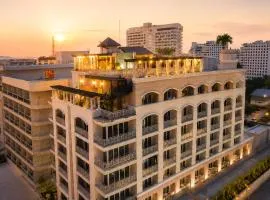 Whitehouse Condotel