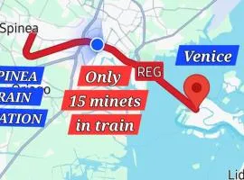 New BB 15 min by train from Venice historic