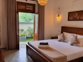 Moksha Villa-Hostel Kandy