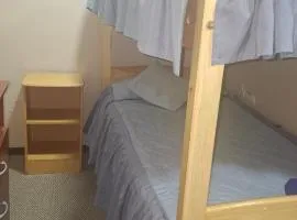 Hostal y Residencial Danerik