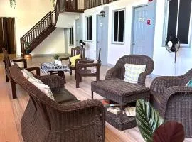 Amancio's Tourist Inn-Close to the Airport