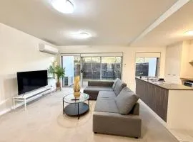 Edge2 Economical 2BR apart, near light rail