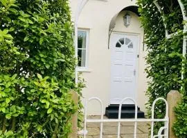 Coach House Hideaway