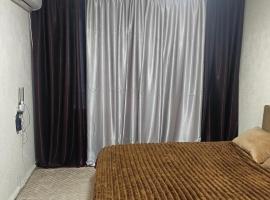 2 кімнатні апартаменти в центрі міста, Hotel in Pavlohrad