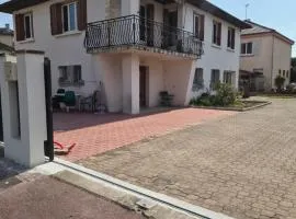 Maison de Luxe 1