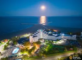 Hotel Opal