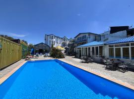 Laguna Beach Club Bazaleti Lake, hotelli Dushetʼissa