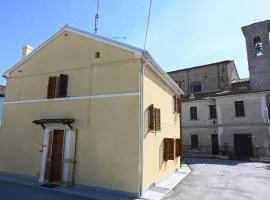 SE277 - Senigallia, comodo quadrilocale nel centro del paese