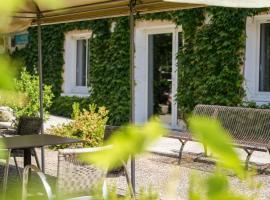 Logis Hôtel Le Clos Pité, khách sạn ở Préchacq