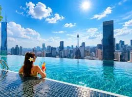 Infinity Pool Axon Residence near by Orion Hotel