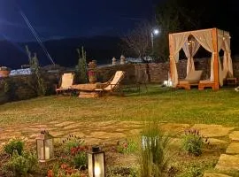 PETRASTERO Mountain Retreat-Agrafa Greece