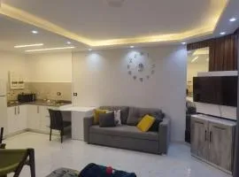 Criss Resort- Naema Bay-City Center