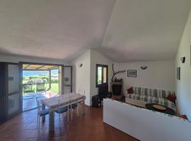 Villa Capodorso, Palau Porto Pollo &ndash; hotel w mieście Palau
