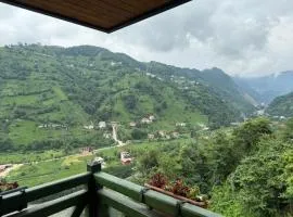 بيوت رفال Refal Homes
