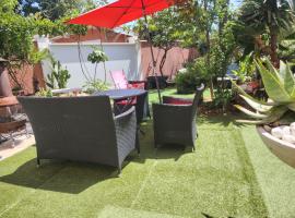 Guesthouse La Pépinière, hotel v destinaci Bénesse-Maremne
