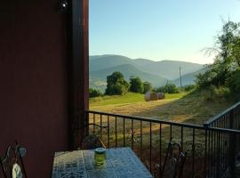 La villa di zio Pino, ξενοδοχείο στο Καμερίνο