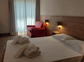 Hotel Cristallo, hotel i Sestriere