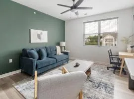 Landing Stylish 1BD Gym