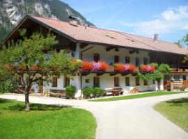Urlaub am Bauernhof Windhaghof, hotel u gradu Kramsach