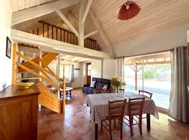 Gîte à la ferme avec piscine couverte