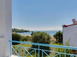 Alexger Gerakini Beach house view