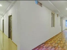 Hotel Ivory Towers