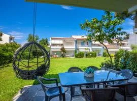 Akrotiri apartment