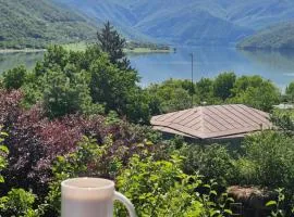 Vista Ananuri guest house