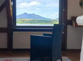 Direkt am Hopfensee- große Ferienwohnung