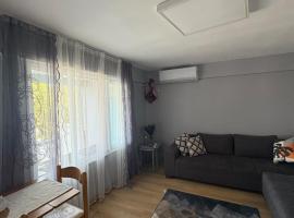 Havuz ve Deniz manzaralı müstakil ev, хотел в Мудания