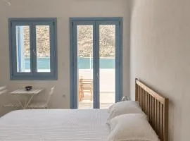 Little Beachfront Home in Kamares, Sifnos