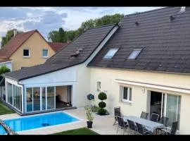 Villa au calme avec piscine et jacuzzi