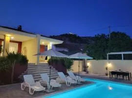 Villa Bona - Private Pool Oasis