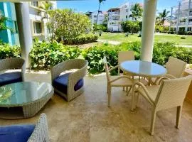 Playa Turquesa Ocean Club, C-102 , Wi-Fi, AC, pools, free beach chairs