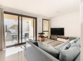 G Cribs 1BR Oasis with Pool View Gouna