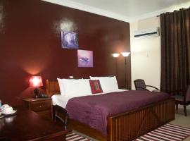 Grand Star Hotel, hotel v destinaci North Legon