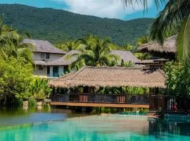Sanya Yalong Bay Villas & Spa