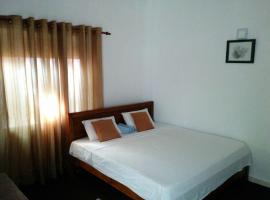 Villa Two Residence, hotel in Mount Lavinia