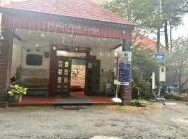 Nikko Park Lodge Mountain Side