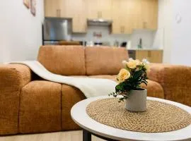 BRAND NEW Downtown Rogers Place Cozy Guest Suite
