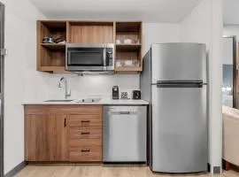 Everhome Suites Somerset - South Brunswick by Choice Hotels