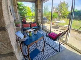 Chez Lulu Grand Studio Cote Jardin avec Veranda